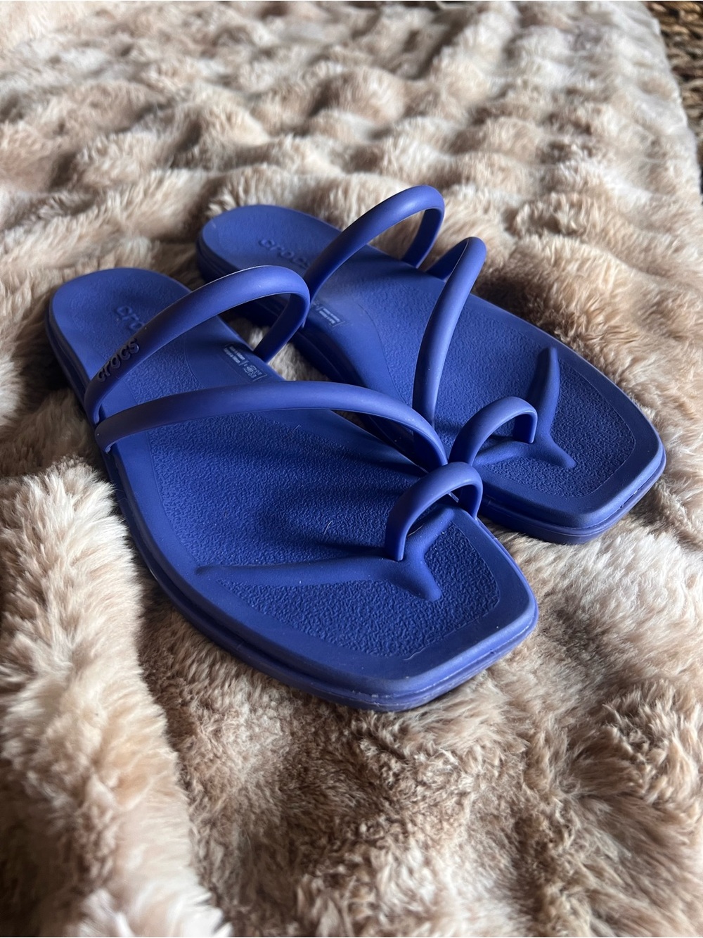 Crocs Miami One-Toe Sandals